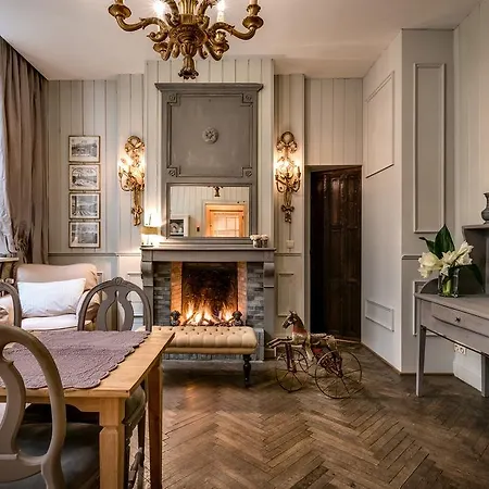 Exclusive Bonifacius Bed and Breakfast