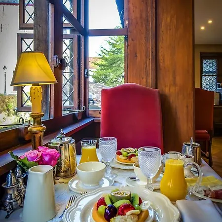 Exclusive Bonifacius 4* Brugge